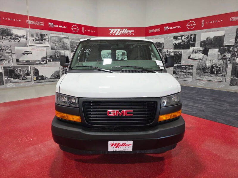 2026 GMC Savana 3500