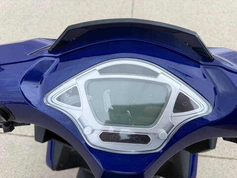 2025 Wolf V12 200i
