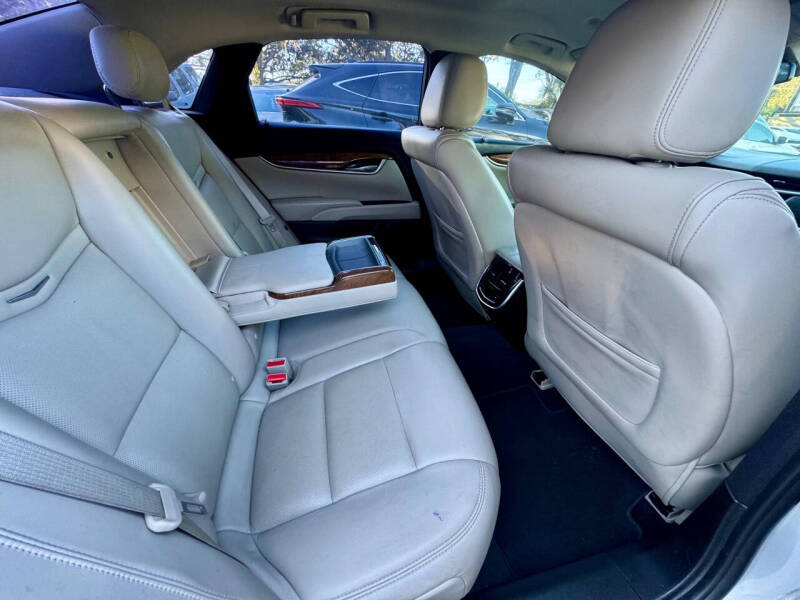 2018 Cadillac XTS Luxury