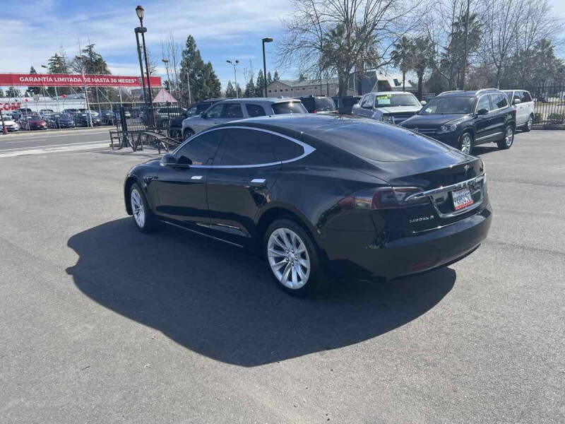 2018 Tesla Model S 75D