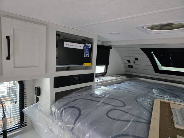 2026 Palomino BACKPACK HS8801