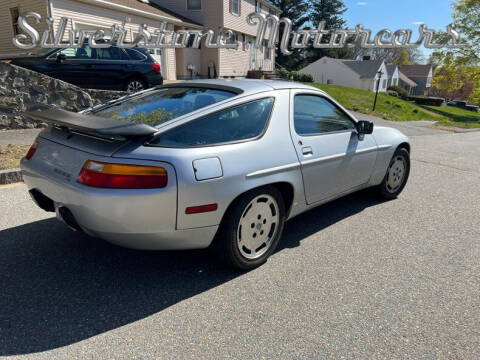 1987 Porsche 928 S4