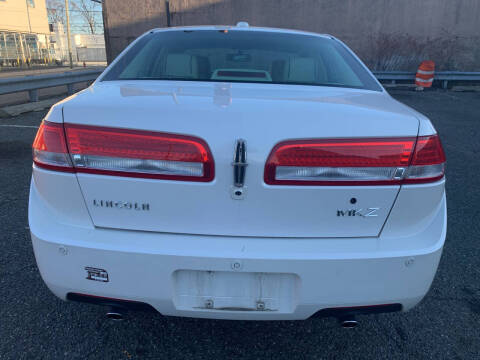 2012 Lincoln MKZ