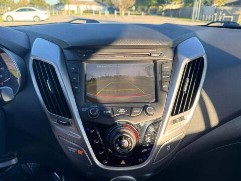 2016 Hyundai Veloster