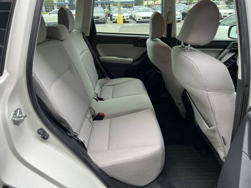 2015 Subaru Forester 2.5i