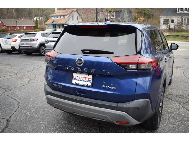 2021 Nissan Rogue SV