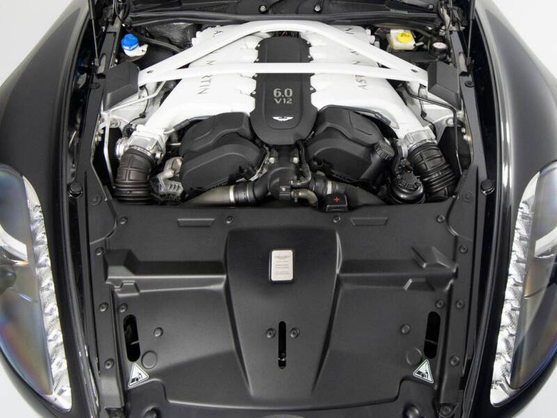 2015 Aston Martin Vanquish