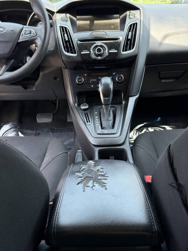 2017 Ford Focus SEL