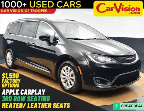 2020 Chrysler Pacifica for sale at Car Vision of Trooper in Norristown PA