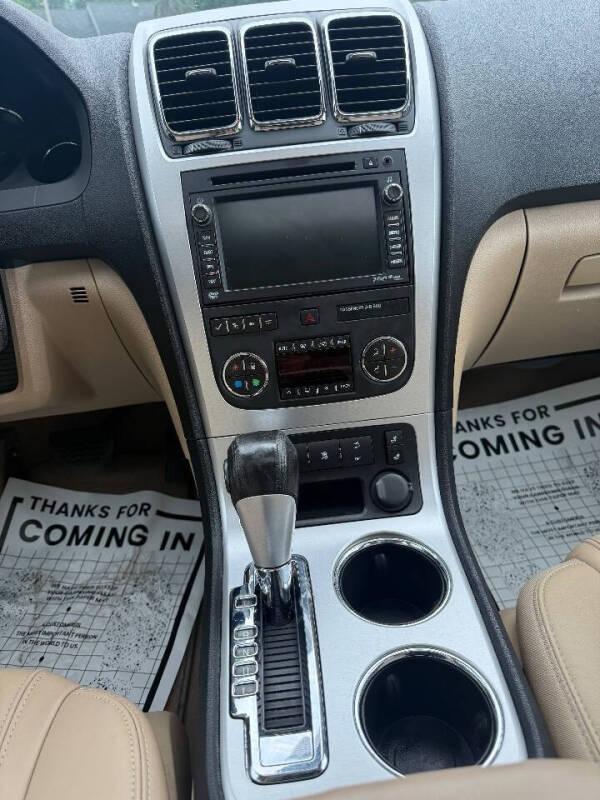 2011 GMC Acadia SLT-1
