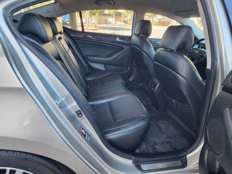 2014 Kia Cadenza Premium