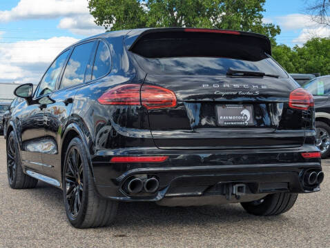 2016 Porsche Cayenne Turbo S