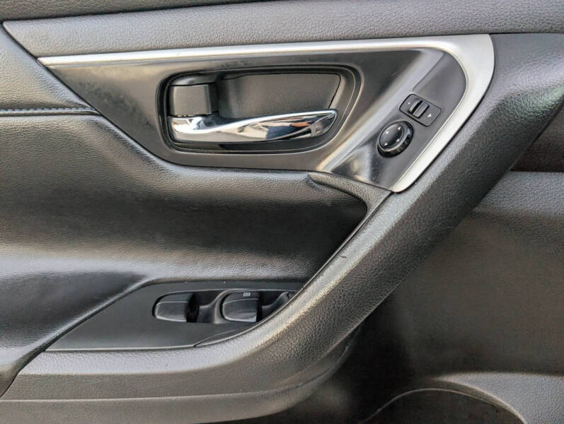 2018 Nissan Altima 2.5 SR