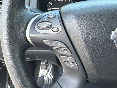 2020 Nissan Pathfinder S