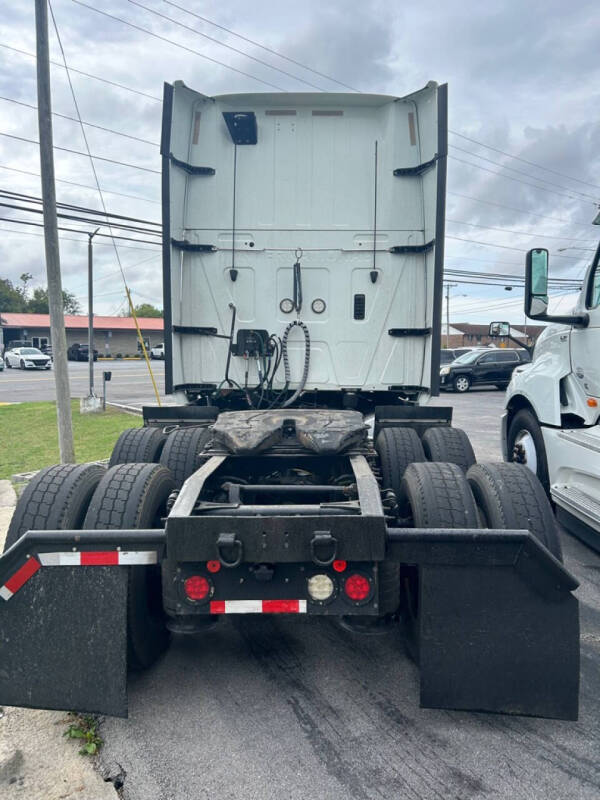 2020 International LT625