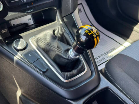 2017 Ford Focus ST