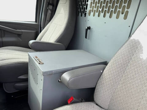 2021 Chevrolet Express 2500