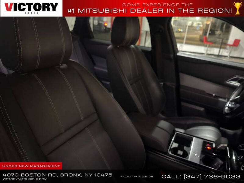 2022 Land Rover Range Rover Velar P250 R-Dynamic S