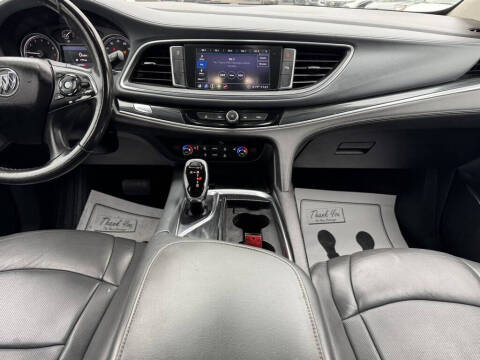 2020 Buick Enclave Essence