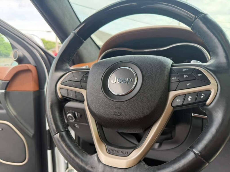 2017 Jeep Grand Cherokee Summit