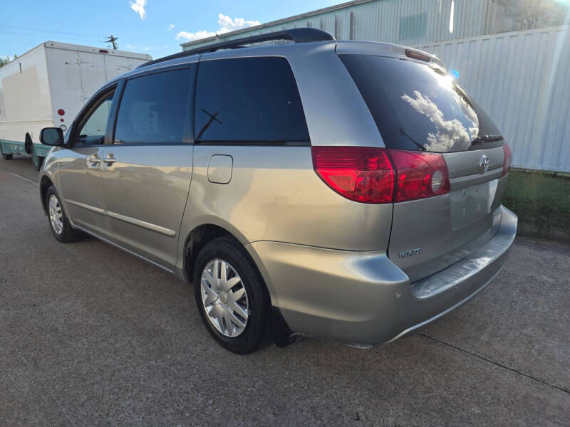 2006 Toyota Sienna