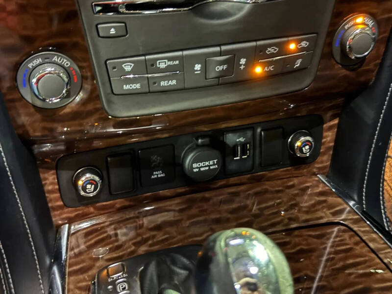 2019 Nissan Armada Platinum