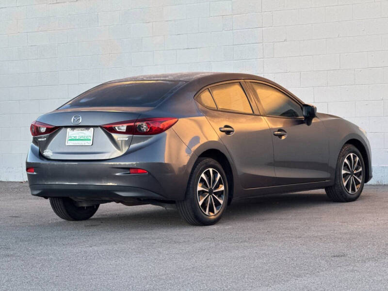 2015 Mazda MAZDA3 i Sport