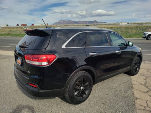 2016 Kia Sorento LX