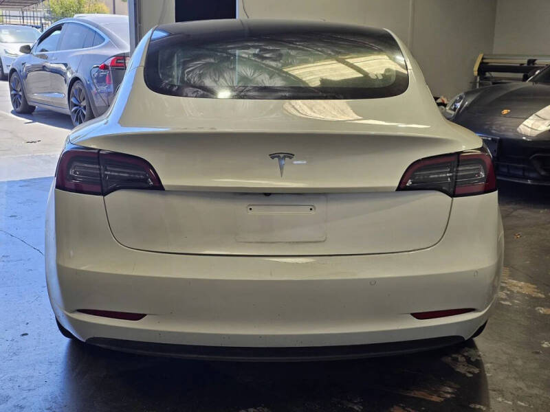 2021 Tesla Model 3 Standard Range Plus