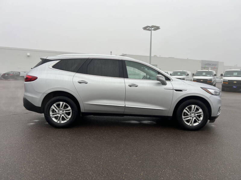 2020 Buick Enclave Essence