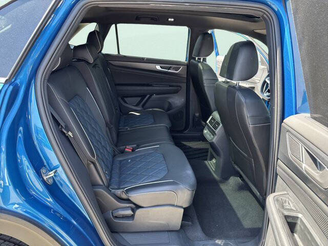 2024 Volkswagen Atlas Cross Sport SEL Premium R-Line 4Motion