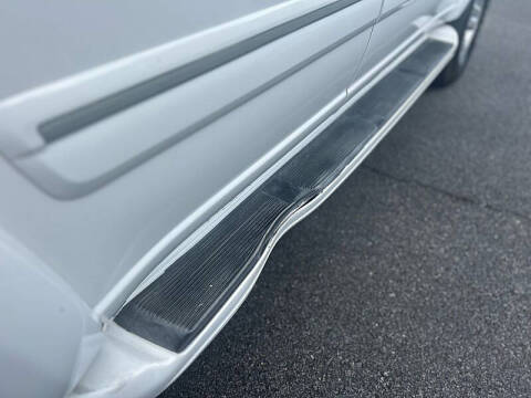 2005 Toyota Sequoia SR5