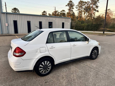 2009 Nissan Versa 1.8 S