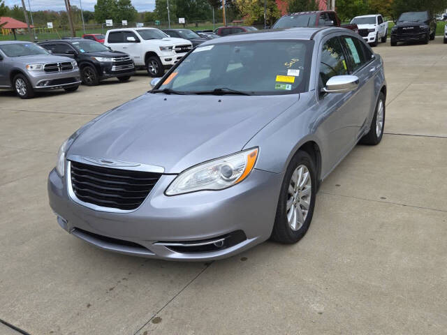 2014 Chrysler 200 for sale at Dave Warren Used Car Super Center in Westfield, NY