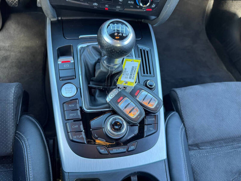 2011 Audi A5 2.0T quattro Prestige