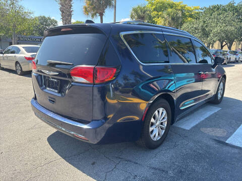 2018 Chrysler Pacifica Touring L