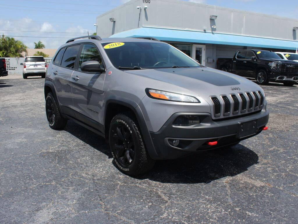 2018 JEEP Cherokee SUV / Crossover - $22,495