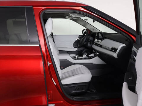 2025 Mitsubishi Outlander SEL