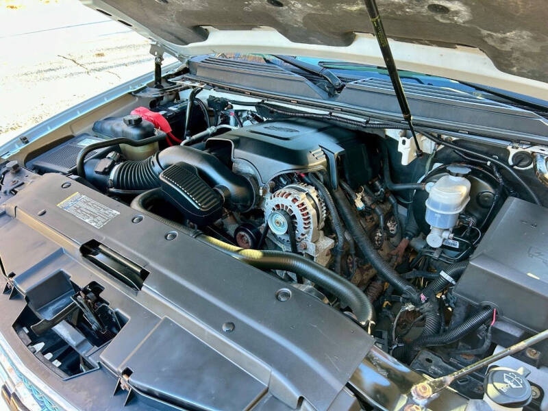 2009 Chevrolet Suburban LTZ