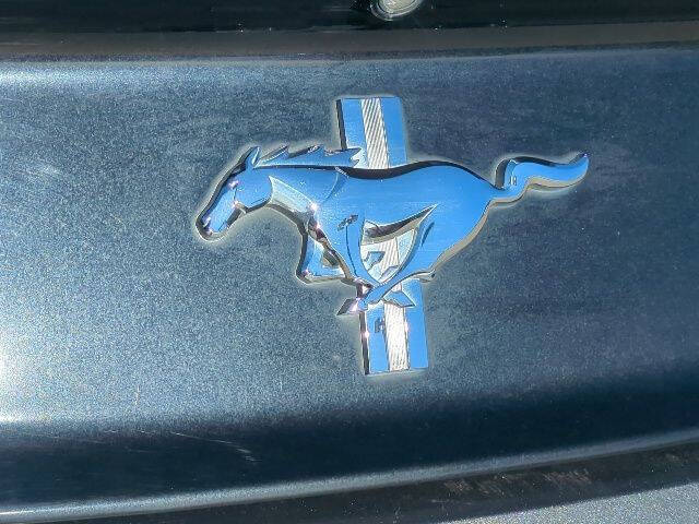 2017 Ford Mustang V6