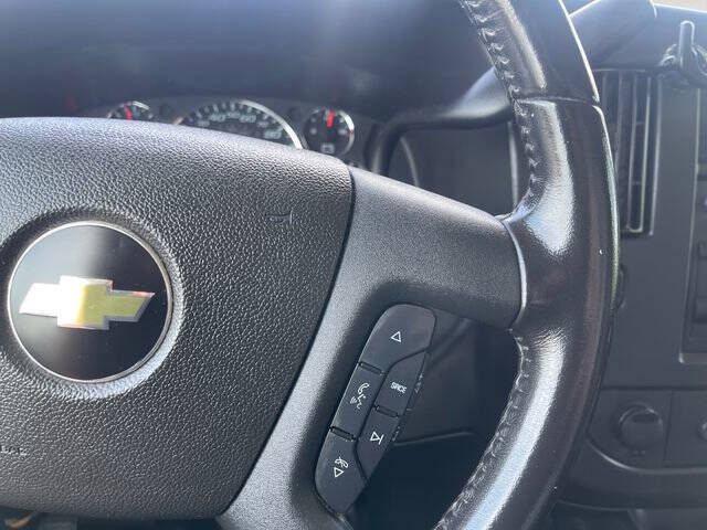 2021 Chevrolet Express 2500