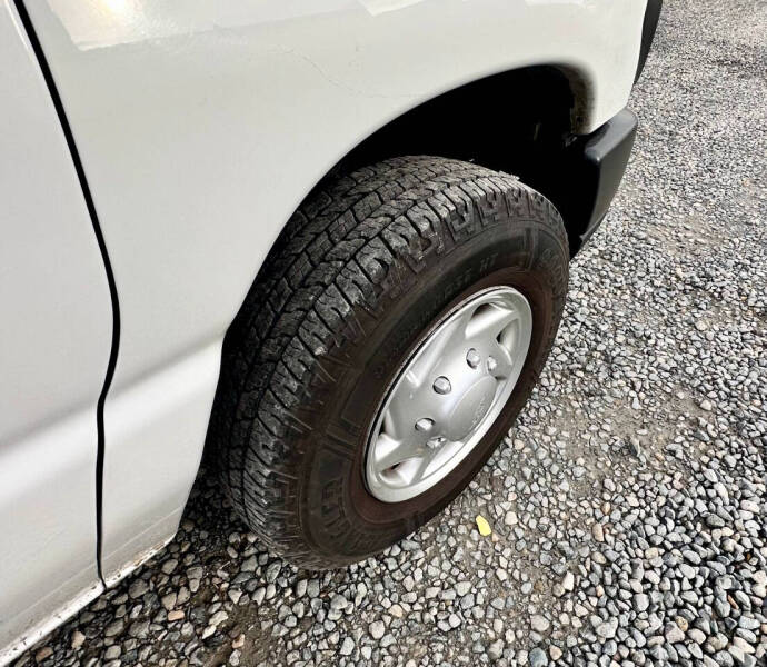 2008 Ford E-Series E-250