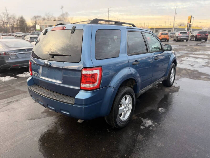 2009 Ford Escape XLT