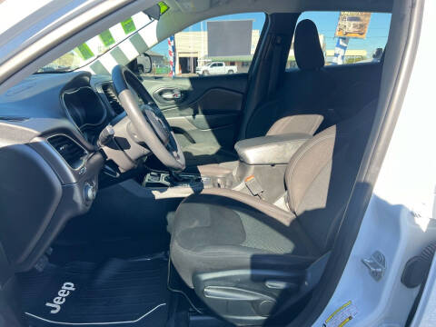 2019 Jeep Cherokee Latitude