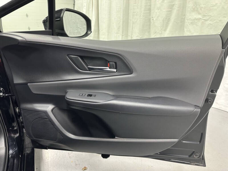 2025 Toyota Prius XLE