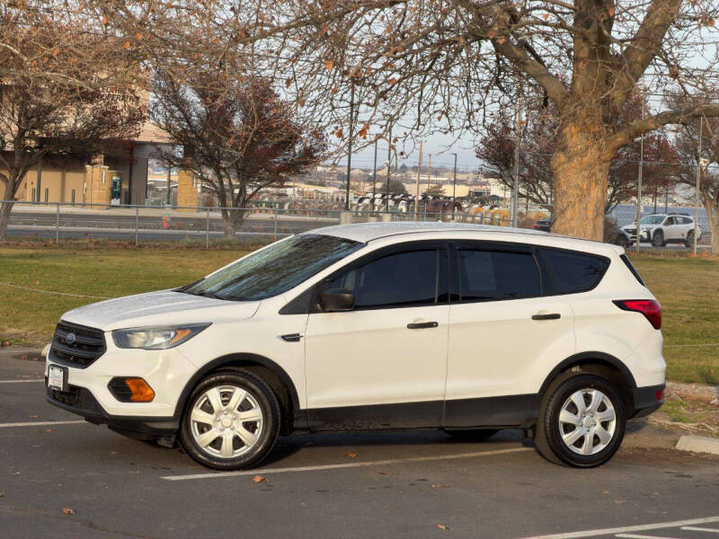 2019 Ford Escape S