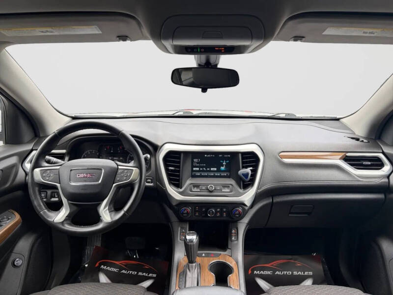 2019 GMC Acadia SLE-2