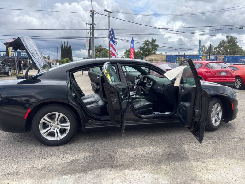2020 Dodge Charger SXT