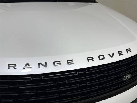 2023 Land Rover Range Rover P530 SE
