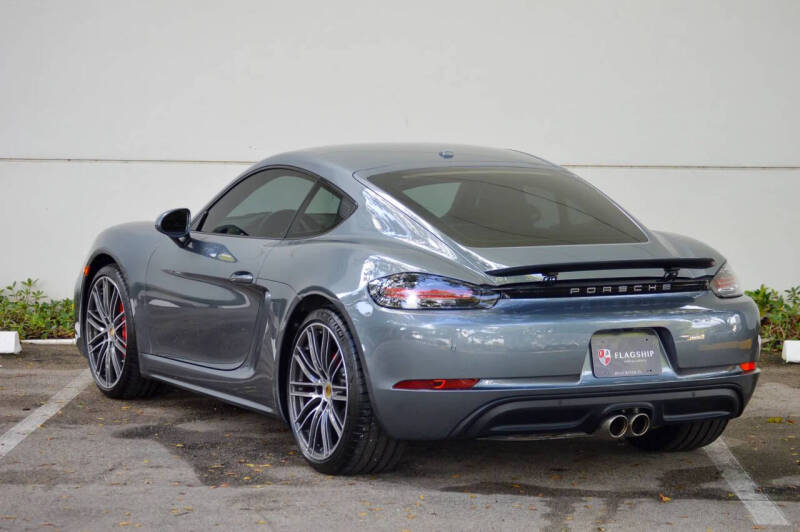 2025 Porsche 718 Cayman S